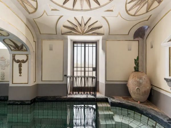 Four Bedroom Vacation Rental - Short Walk to Beach
