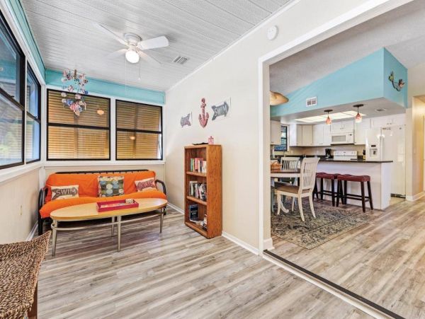 Located on the North End Anna Maria Only 450 Yards to Beach