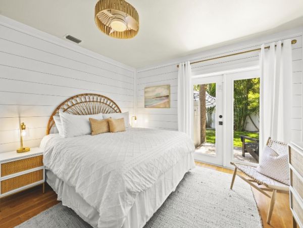 Heart of Anna Maria Sleeps 6 Private Pool
