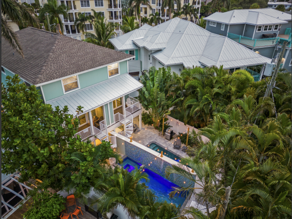 Luxury 3 Bedroom Siesta Key Townhome With Pool