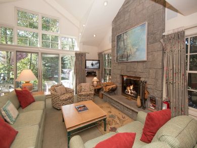 Four Bedroom Ski Rental in Vail CO- Vail Village