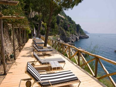Terrace with Sun Loungers Terrace with Sun Loungers