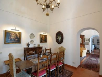 Dining Area Seating 8
