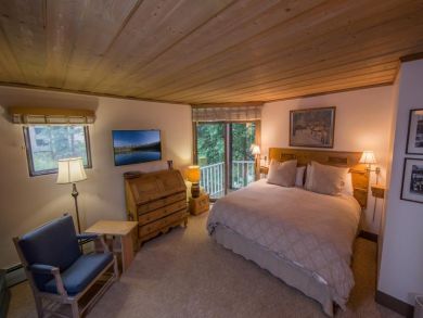 Mountain Views at this Three Bedroom Vacation Rental