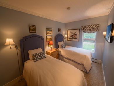 Mountain Views at this Three Bedroom Vacation Rental