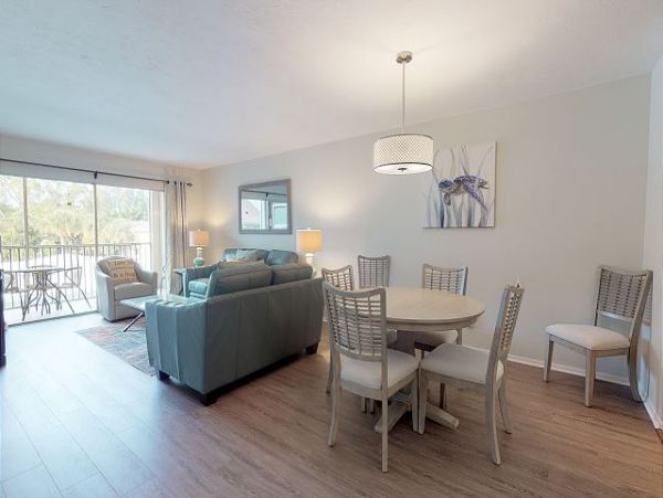 Beach Vacation Condo in Sarasota with Pool and Tennis Court