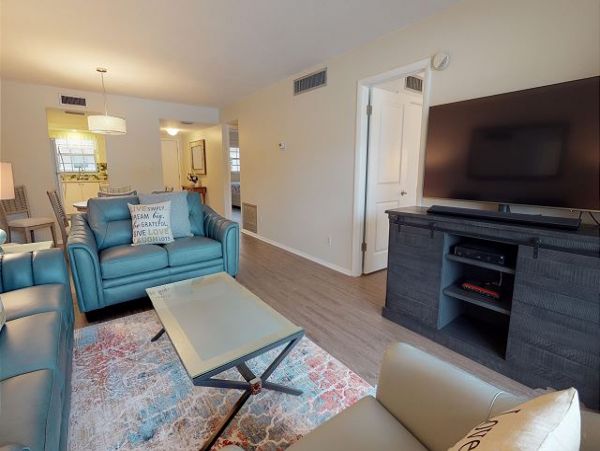 Beach Vacation Condo in Sarasota with Pool and Tennis Court