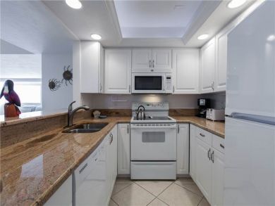 Equipped kitchen Equipped kitchen