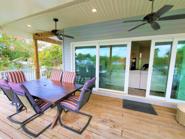 Lovely Canal Front 3 Bedroom Longboat Key Home