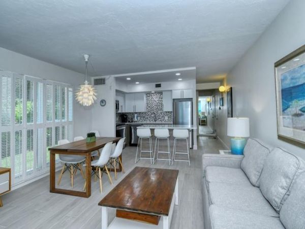 Boutique Beach Resort Longboat Key Walk Out Unit 2 Bedrooms