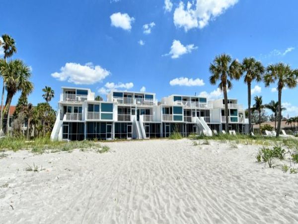 Boutique Beach Resort Longboat Key Walk Out Unit 2 Bedrooms