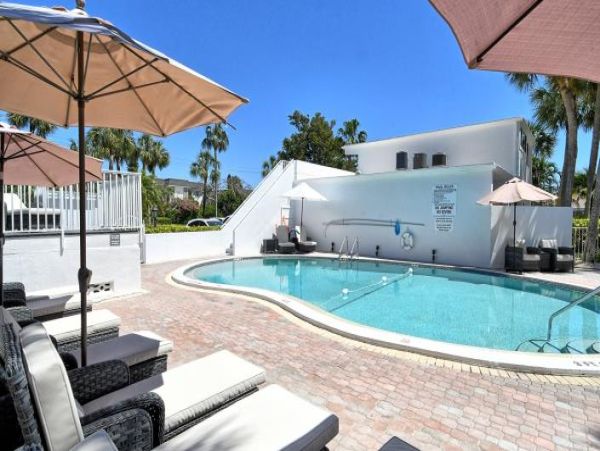 Boutique Beach Resort Longboat Key Walk Out Unit 2 Bedrooms