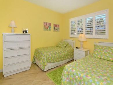 Longboat Key 2 Bedroom Vacation Rental Partial Views Pool
