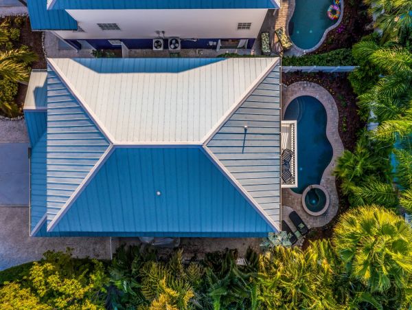 Holmes Beach Vacation Rental with Pool, Spa & Tiki Bar - Anna Maria Island