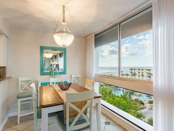 Siesta Key Beach Vacation Condo With Partial Gulf Views