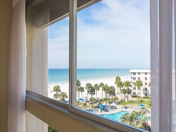 Siesta Key Beach Vacation Condo With Partial Gulf Views