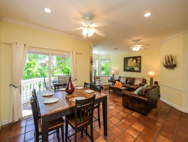 Luxury Anna Maria 3 Bedroom Vacation Home! 2 Master Bedrooms