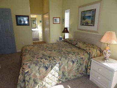 Beautiful 3 bedroom Home Close to the Beach