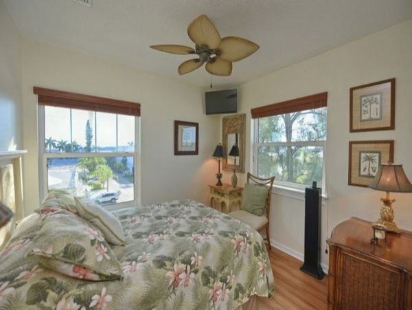 Luxury Anna Maria Island Beach House Full Gulf View Sleeps 6