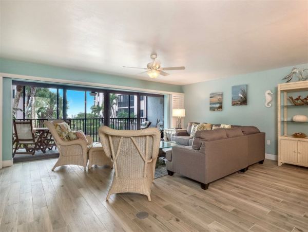 Boutique Beach Complex on Sanibel Island 3 Bedroom Condo