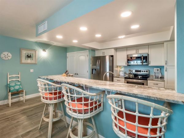 Boutique Beach Complex on Sanibel Island 3 Bedroom Condo
