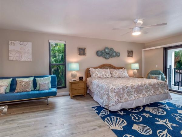 Boutique Beach Complex on Sanibel Island 3 Bedroom Condo