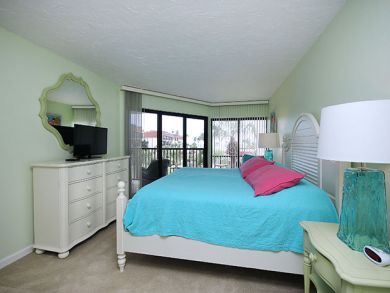 Sanibel Beach Vacation Condo