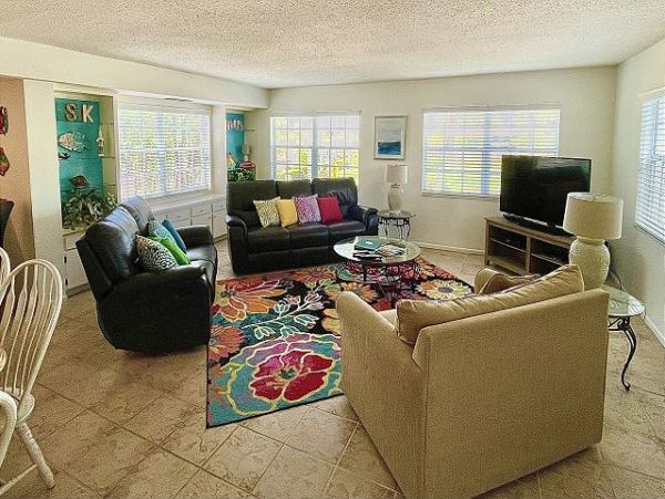 Siesta Key Lovely Rental View Today New In!