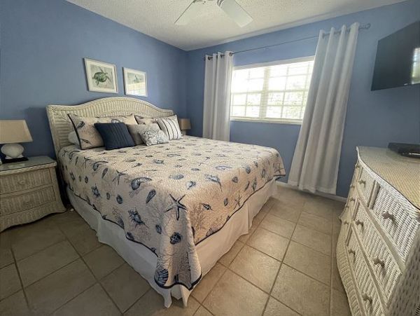 Siesta Key Lovely Rental View Today New In!