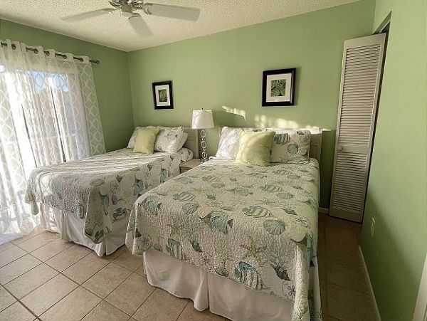 Siesta Key Lovely Rental View Today New In!