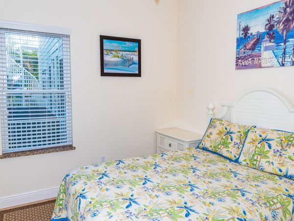 Four Bedrooms and Luxury All the Way - Holmes Beach Rental