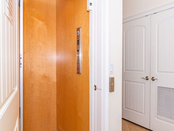 Four Bedrooms and Luxury All the Way - Holmes Beach Rental