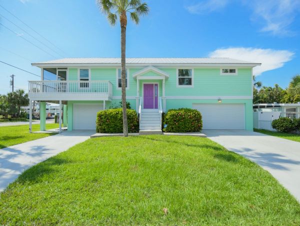 One of the Best Island Rentals Luxury with Three Bedrooms