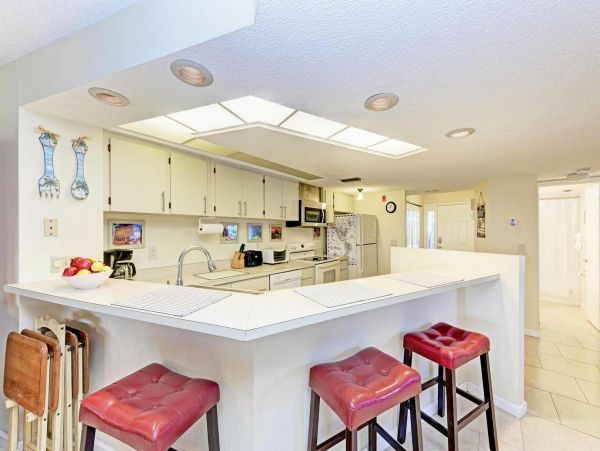 Three Bedroom Condo Rental Water Views Sleeps Six