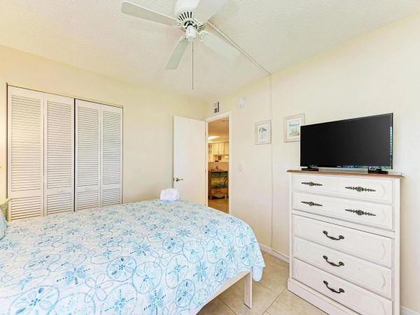 Three Bedroom Condo Rental Water Views Sleeps Six