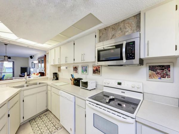 Three Bedroom Condo Rental Water Views Sleeps Six