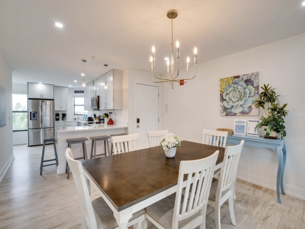 Holmes Beach Rental Condo Sleeps Six Guests Steps to Beach!