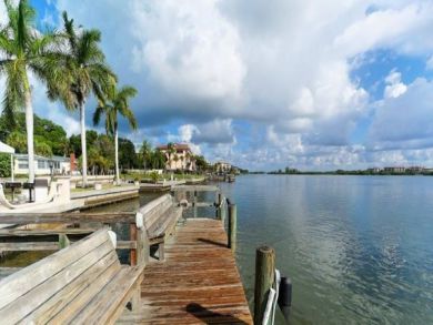 Siesta Key Vacation Condo with Beach and Bay Access