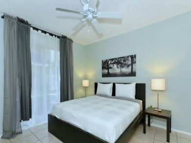 Siesta Key Vacation Condo with Beach and Bay Access