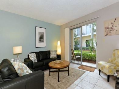 Siesta Key Vacation Condo with Beach and Bay Access