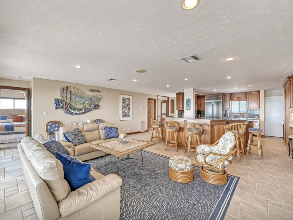Updated Four Bedroom Siesta Key Condo Sleeps 8 Gulf Views