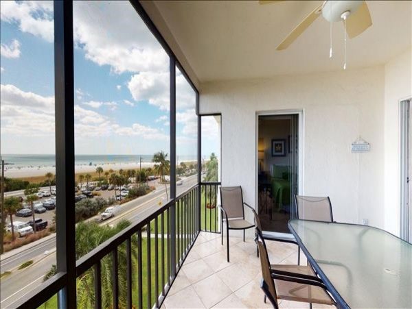 Three Bedroom Siesta Key Vacation Rental Sleeps 8 Guests