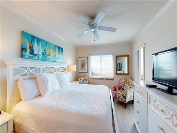 Three Bedroom Siesta Key Vacation Rental Sleeps 8 Guests