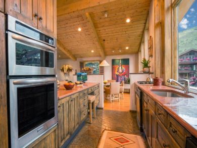 Wonderful Vail Three Bedroom Penthouse Ski Vacation Rental