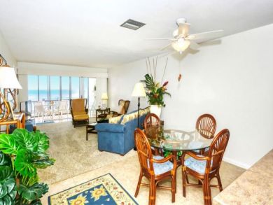 Two Bedroom Rental with Full Gulf View Sleeps 5 Guests