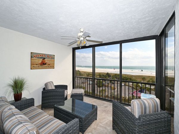 Siesta Key Vacation Rentals: Pool & Ocean Views