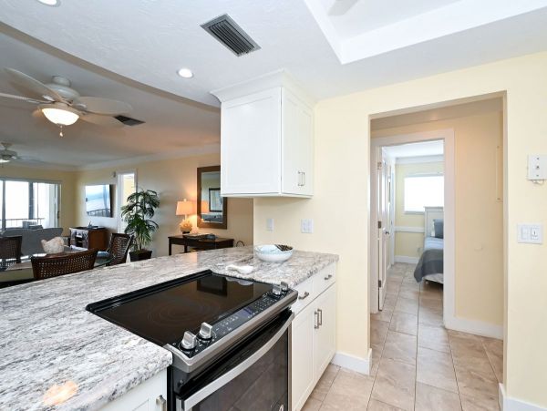 Siesta Key Vacation Rentals: Pool & Ocean Views