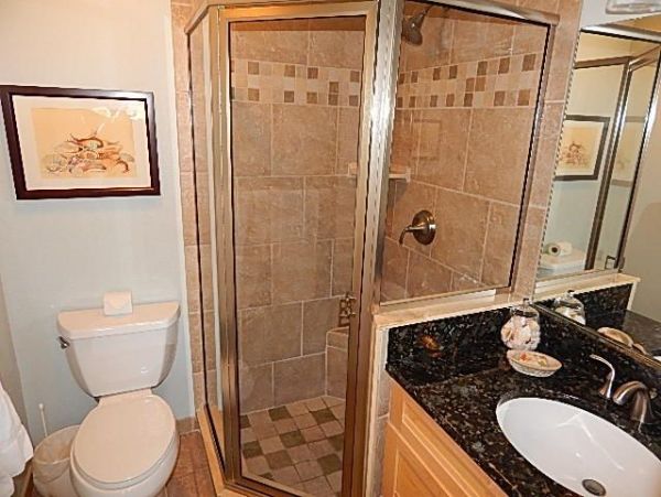 Siesta Key 2 Bedroom Condo Sleeps 4 Across Street From Beach