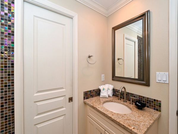 Fifth Floor 2 Bedroom Unit with Gulf Views