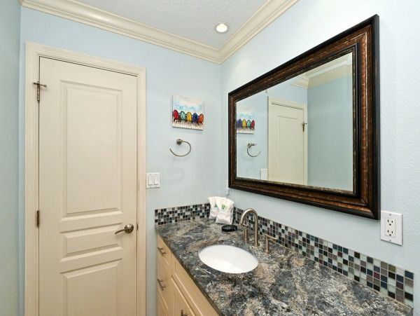 Fifth Floor 2 Bedroom Unit with Gulf Views